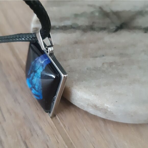 Cat Silhouette Hand Crafted Stainless Steel Charm Leather Adjustable Necklace - Picture 3 of 10